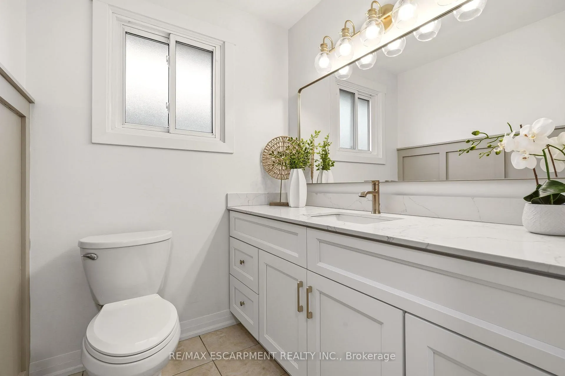 Photo 22 of 3452 Caplan Crescent, Burlington, Roseland — HOMEH