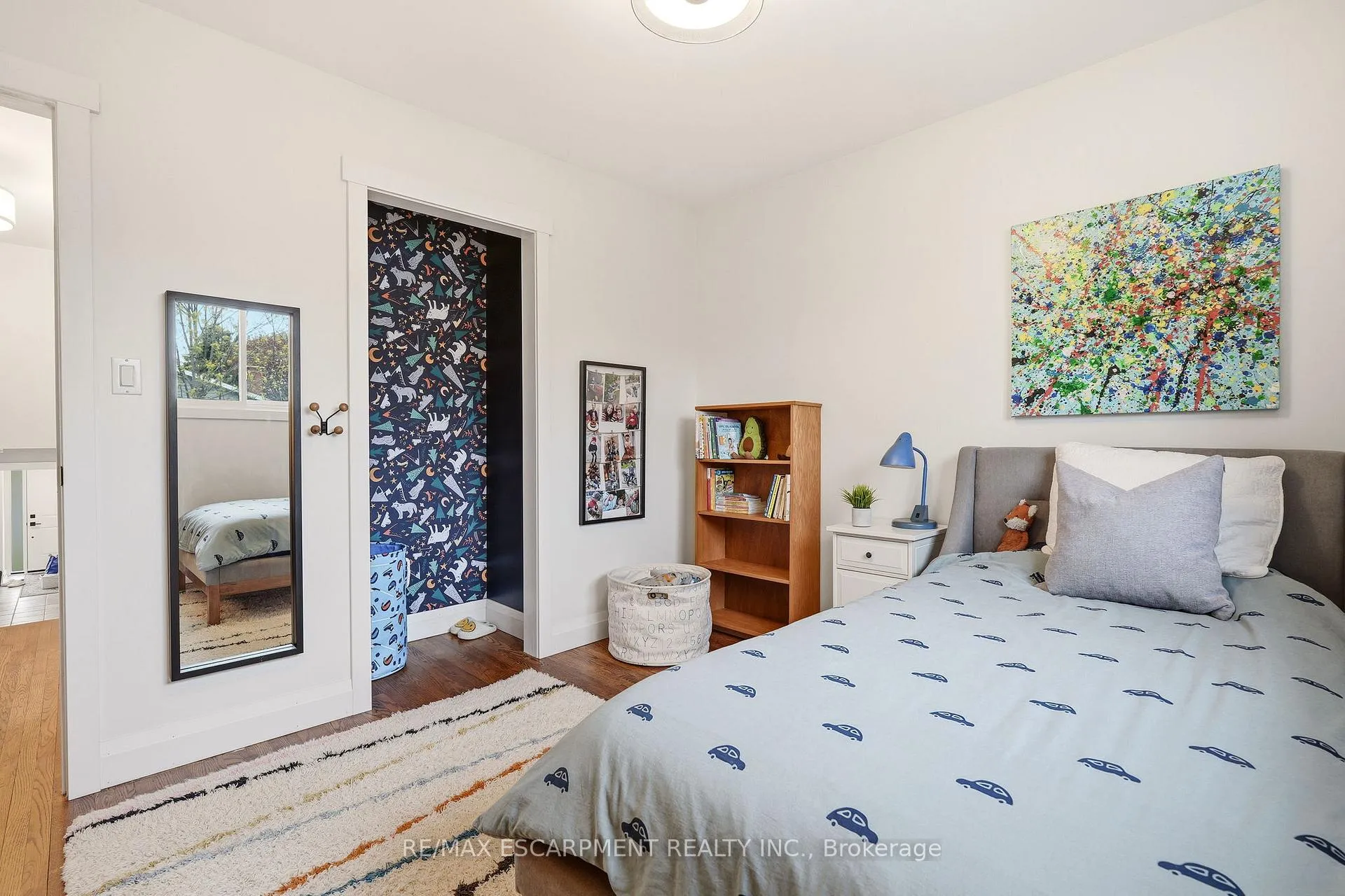 Photo 28 of 3452 Caplan Crescent, Burlington, Roseland — HOMEH