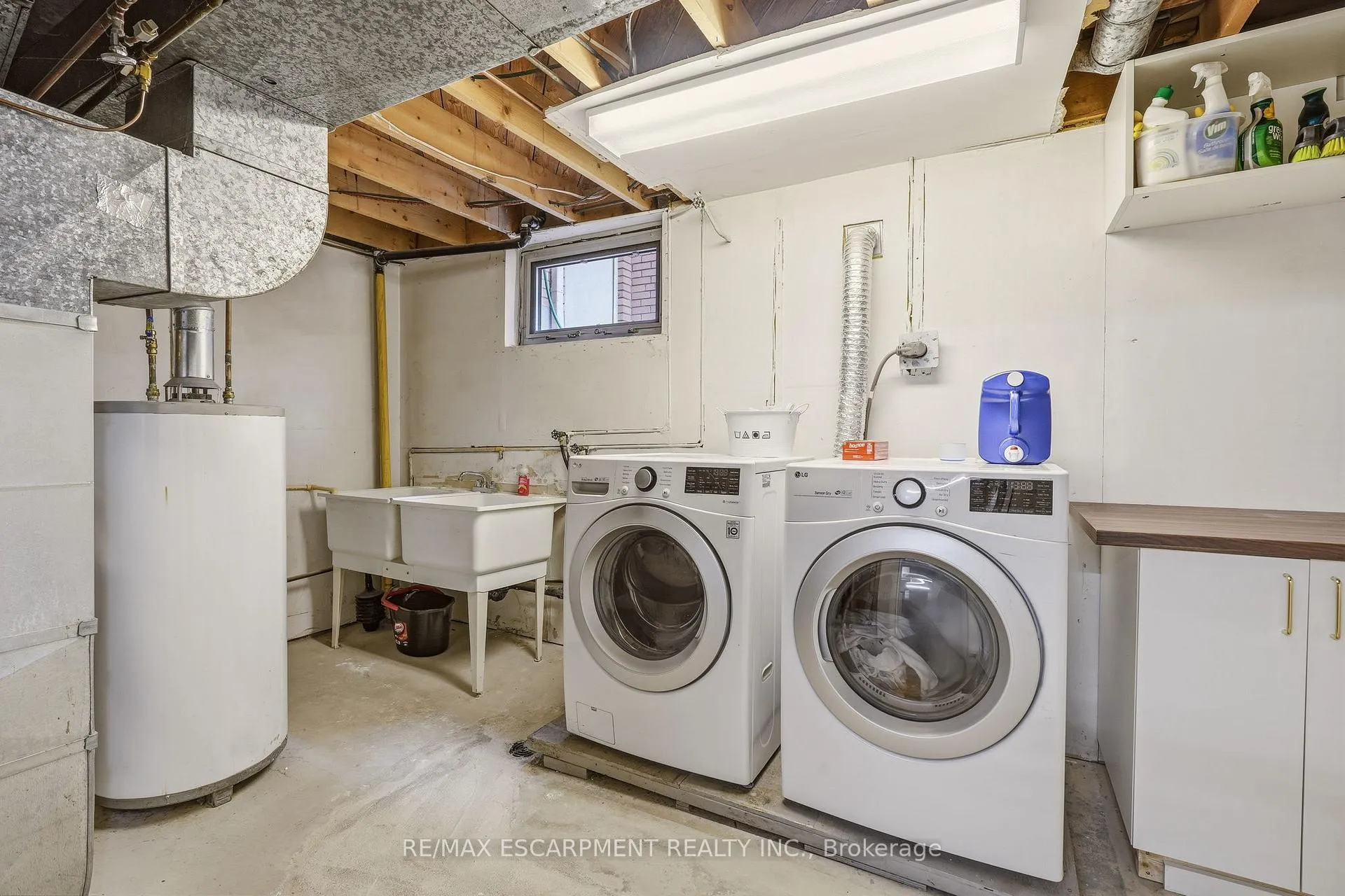 Photo 41 of 3452 Caplan Crescent, Burlington, Roseland — HOMEH