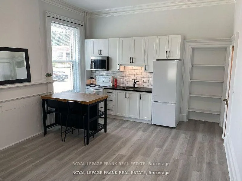 Photo 6 of Unit 1, 859 Dundas Street W, Whitby, Lynde Creek — HOMEH
