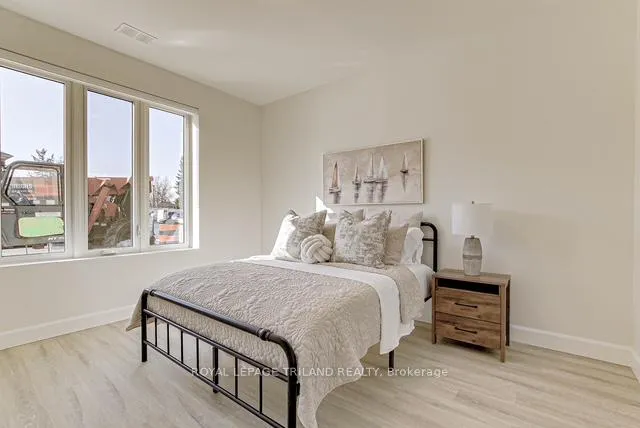 Photo 12 of Unit 106, 75 Walnut Street, St. Thomas — HOMEH