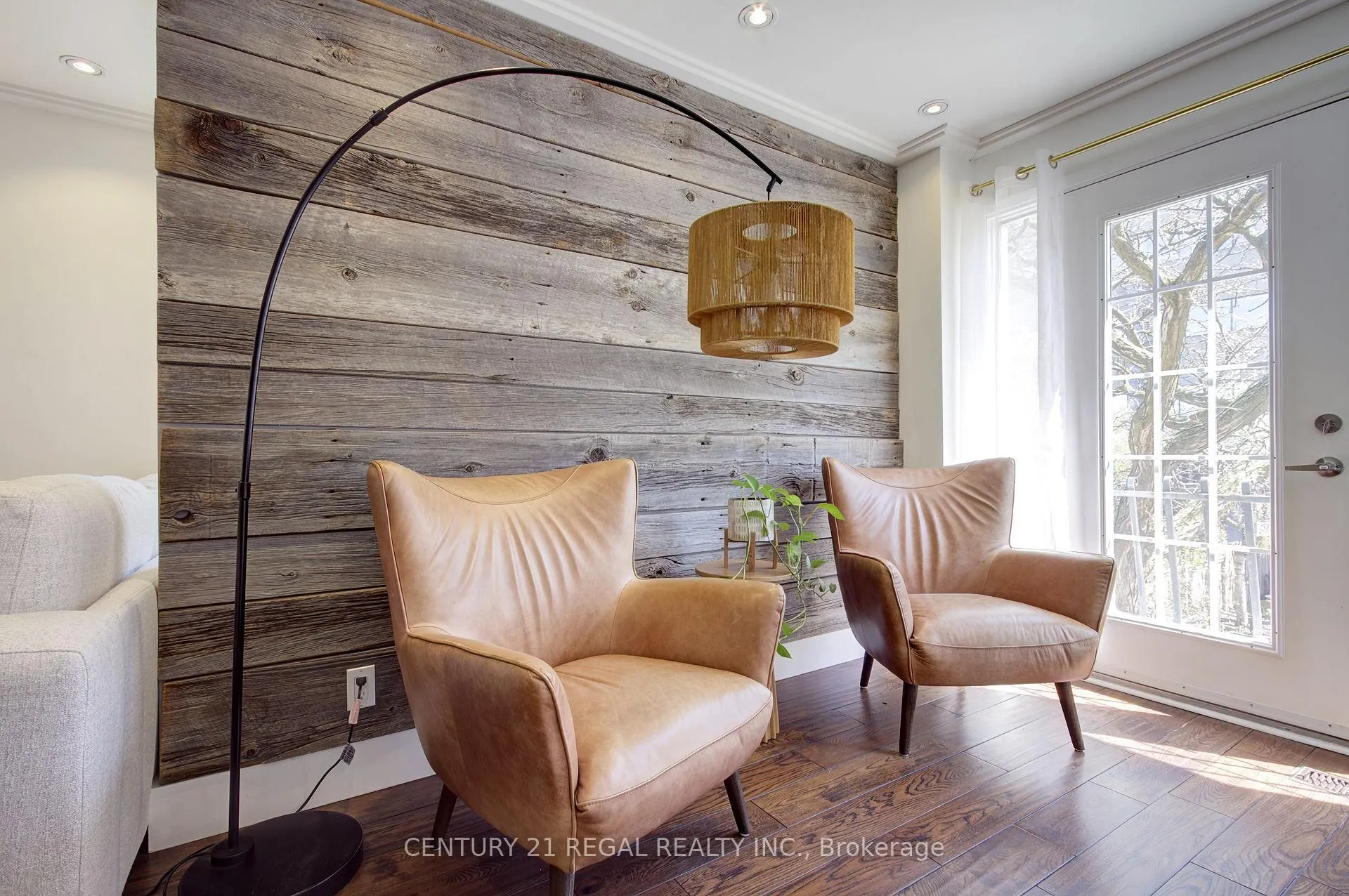 Photo 16 of 48 Michener Court, Toronto, Niagara — HOMEH
