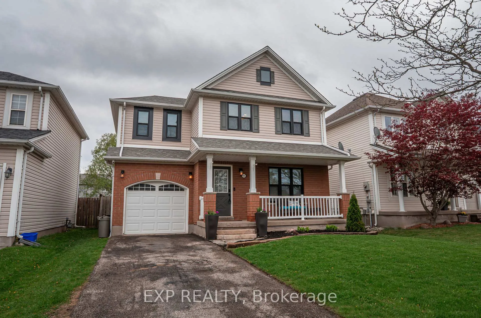 Front of 24 lovell Crescent