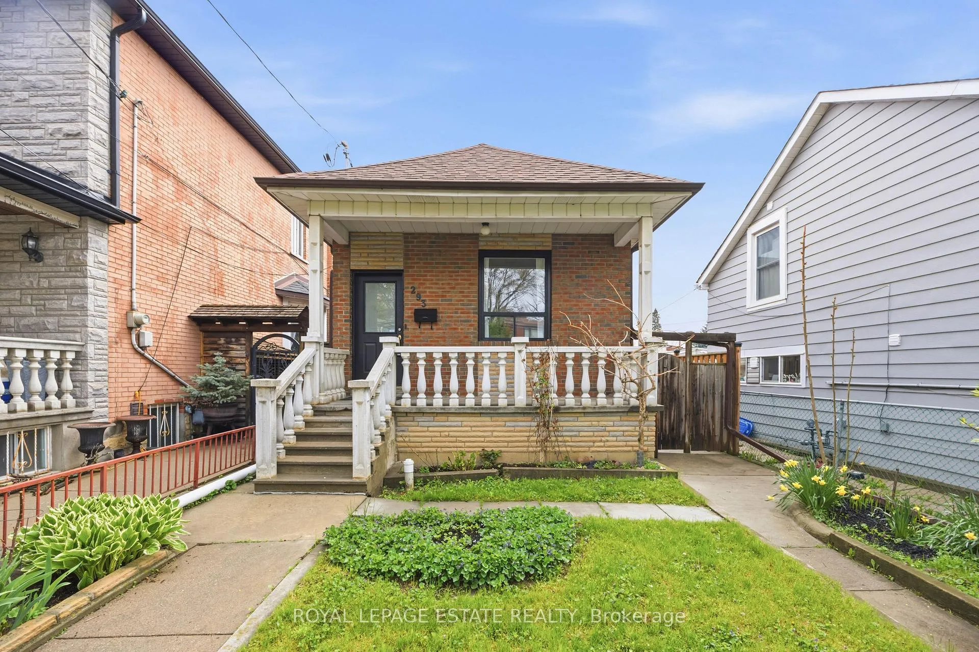 Photo 1 of 293 Harvie Avenue, Toronto, Caledonia-Fairbank — HOMEH