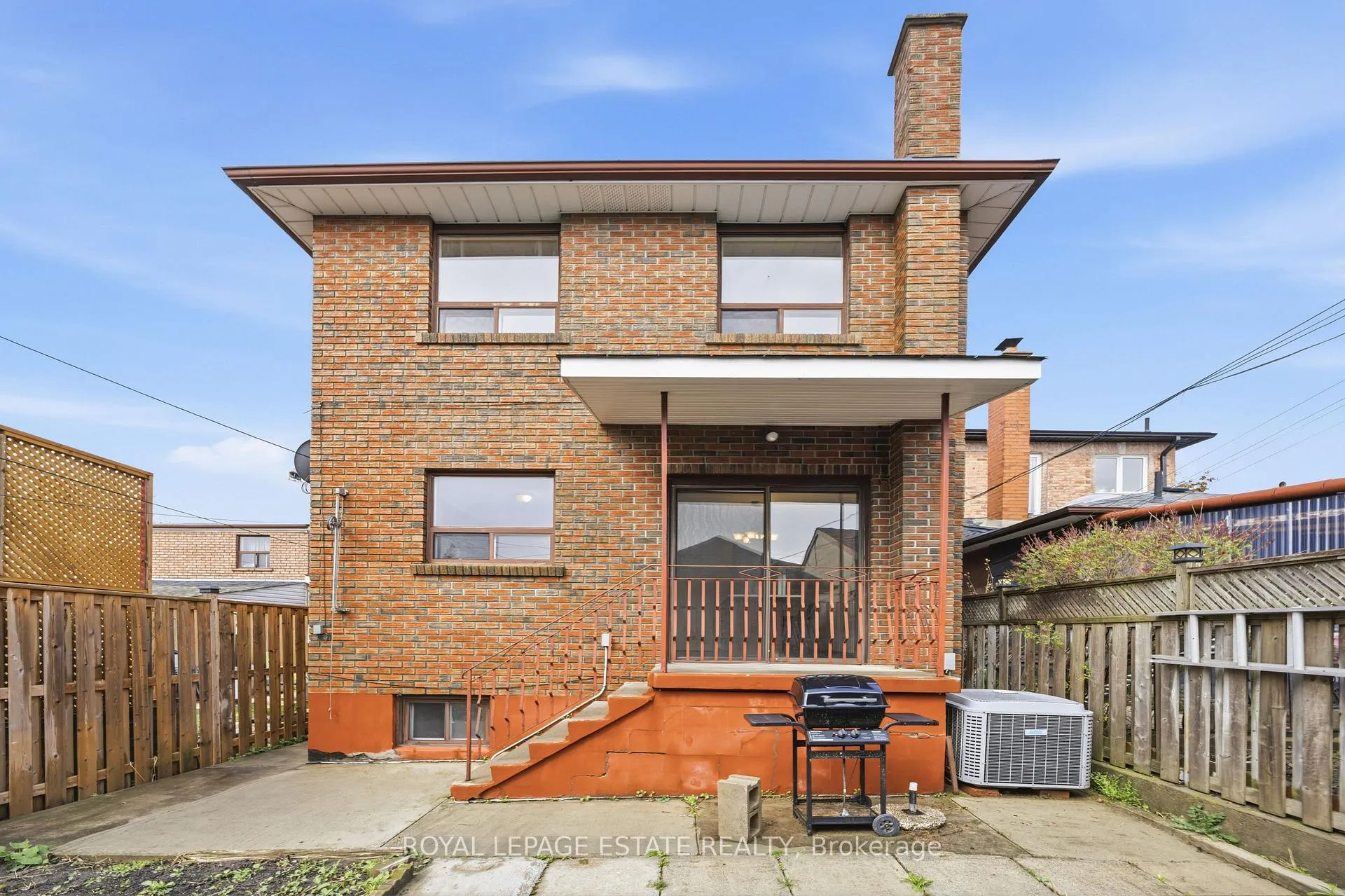 Photo 2 of 293 Harvie Avenue, Toronto, Caledonia-Fairbank — HOMEH