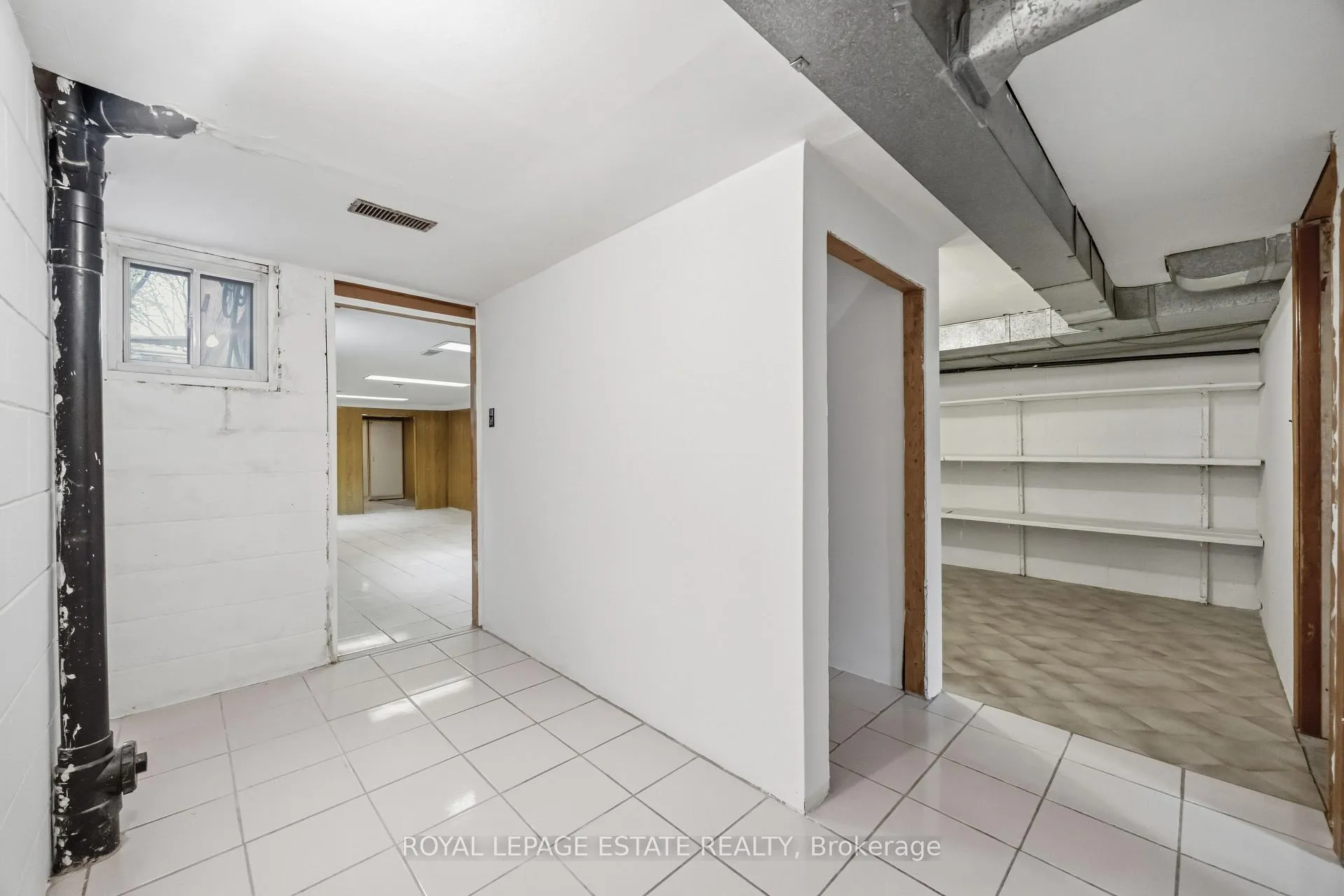 Photo 19 of 293 Harvie Avenue, Toronto, Caledonia-Fairbank — HOMEH