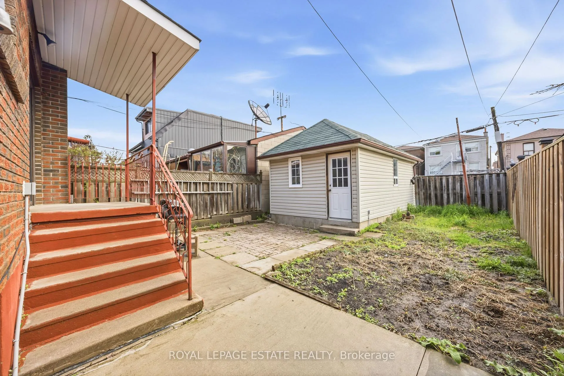 Photo 23 of 293 Harvie Avenue, Toronto, Caledonia-Fairbank — HOMEH