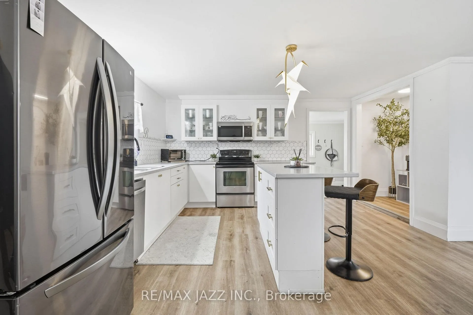 Photo 6 of 41 Baldwin Street, Belleville, Belleville Ward — HOMEH