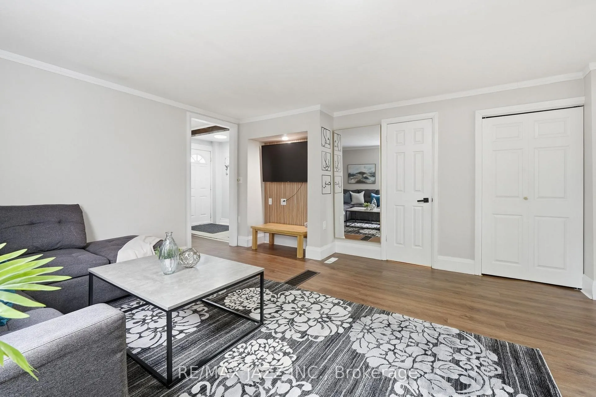 Photo 18 of 41 Baldwin Street, Belleville, Belleville Ward — HOMEH