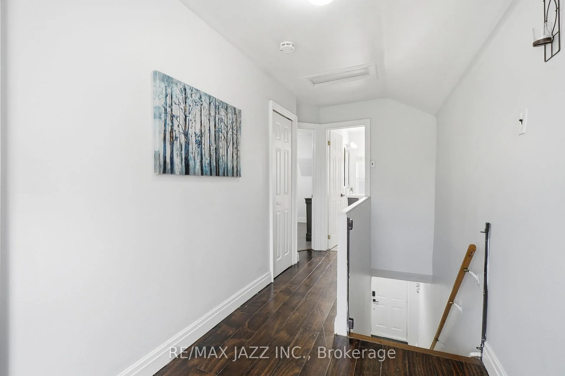 Photo 25 of 41 Baldwin Street, Belleville, Belleville Ward — HOMEH
