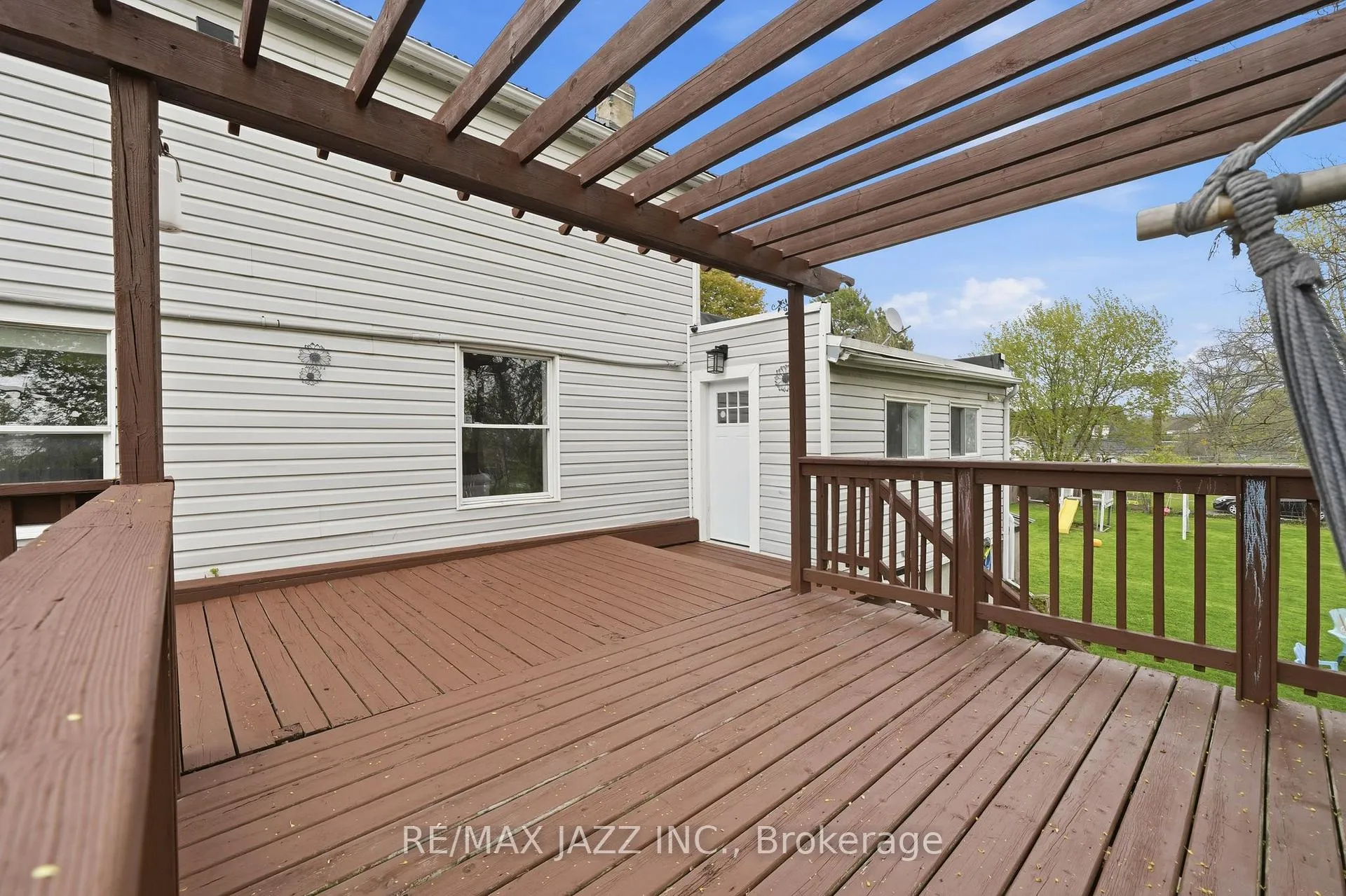 Photo 34 of 41 Baldwin Street, Belleville, Belleville Ward — HOMEH