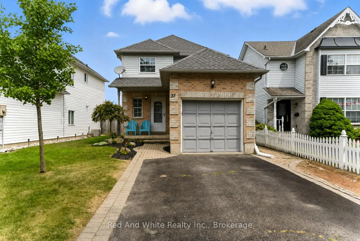 Photo 1 of 37 Hilltop Drive, North Dumfries — HOMEH
