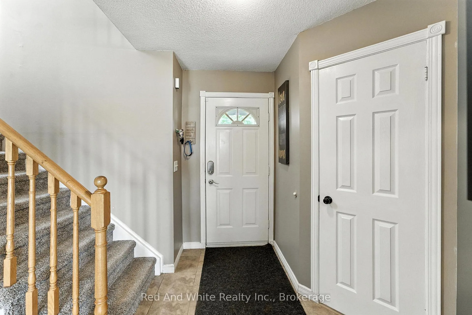 Photo 6 of 37 Hilltop Drive, North Dumfries — HOMEH