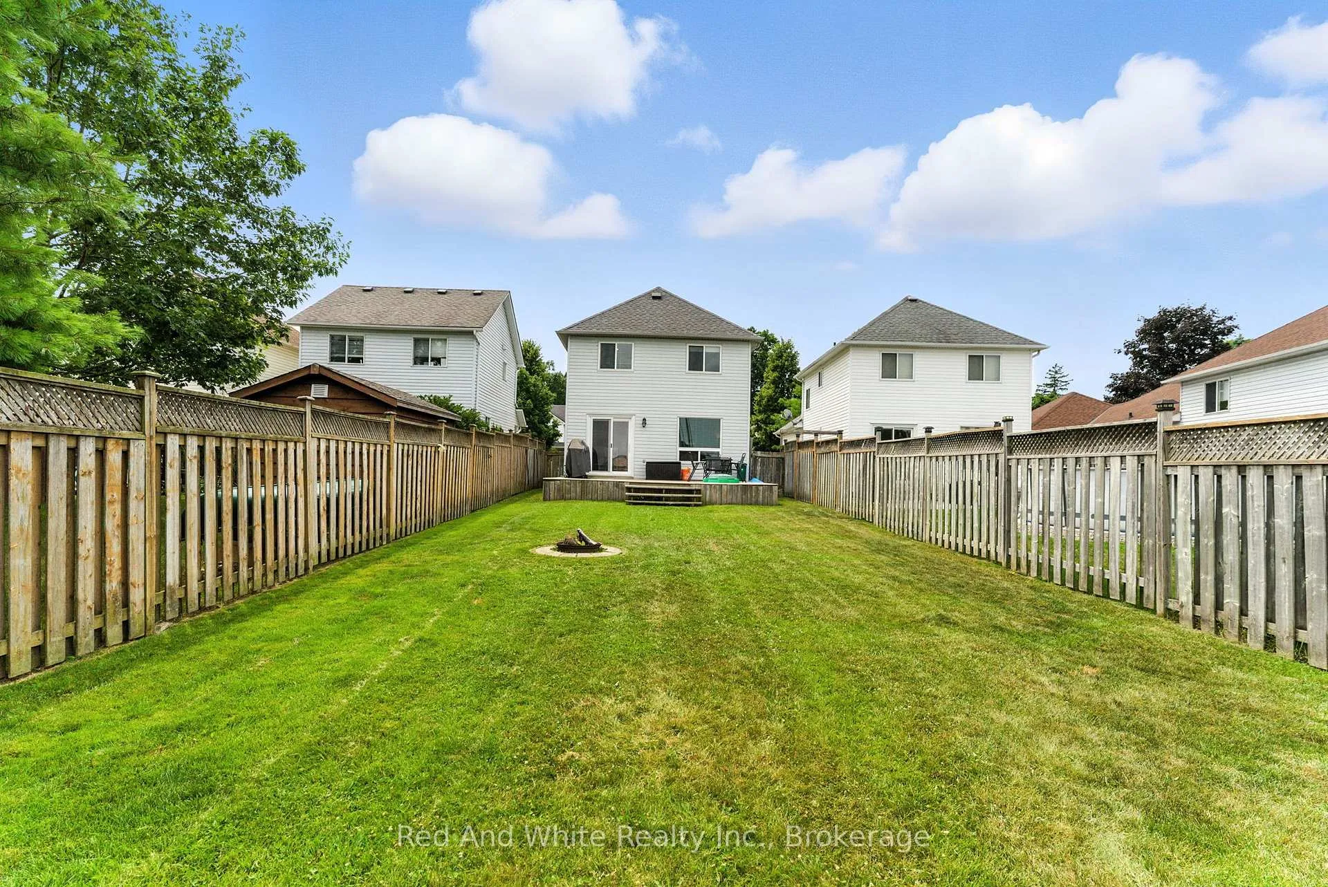 Photo 26 of 37 Hilltop Drive, North Dumfries — HOMEH