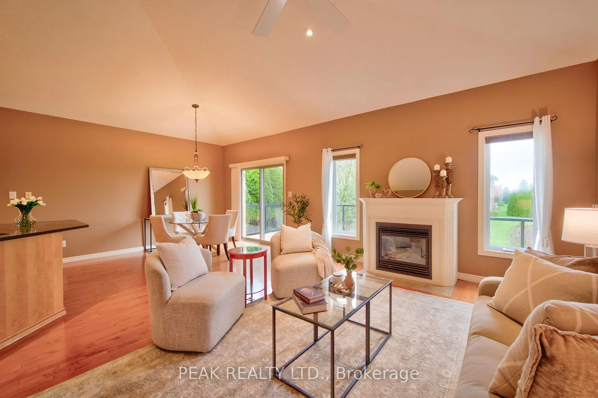 Photo 12 of 125 Devonshire Drive, Wilmot — HOMEH