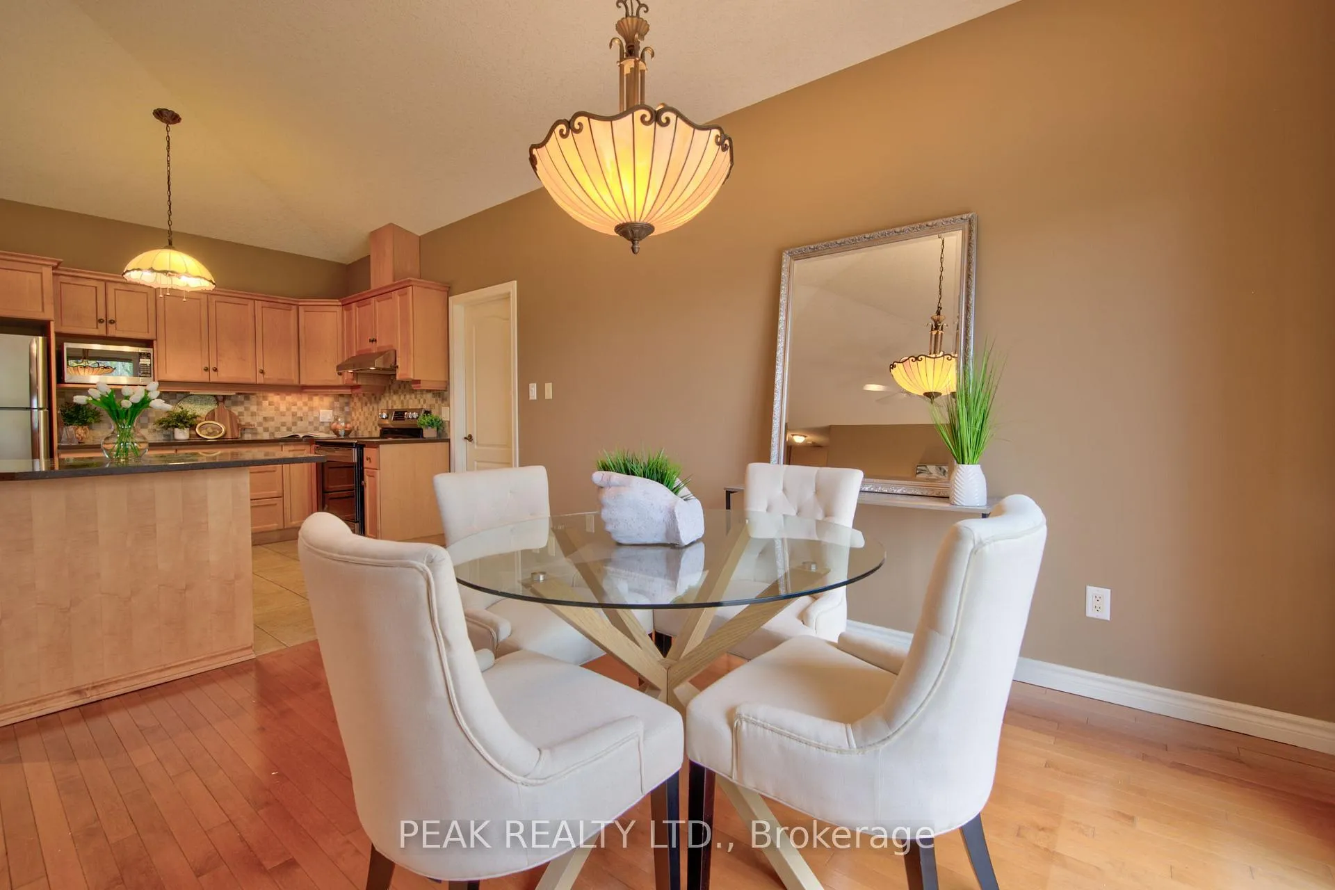 Photo 18 of 125 Devonshire Drive, Wilmot — HOMEH