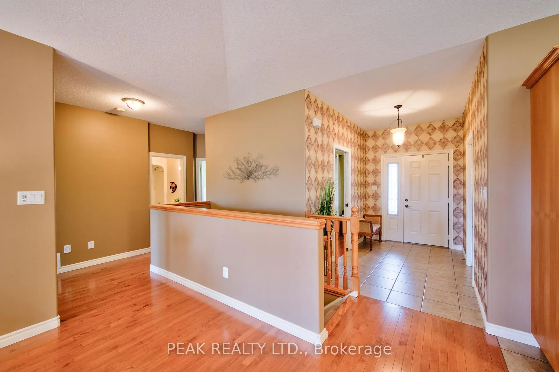 Photo 19 of 125 Devonshire Drive, Wilmot — HOMEH
