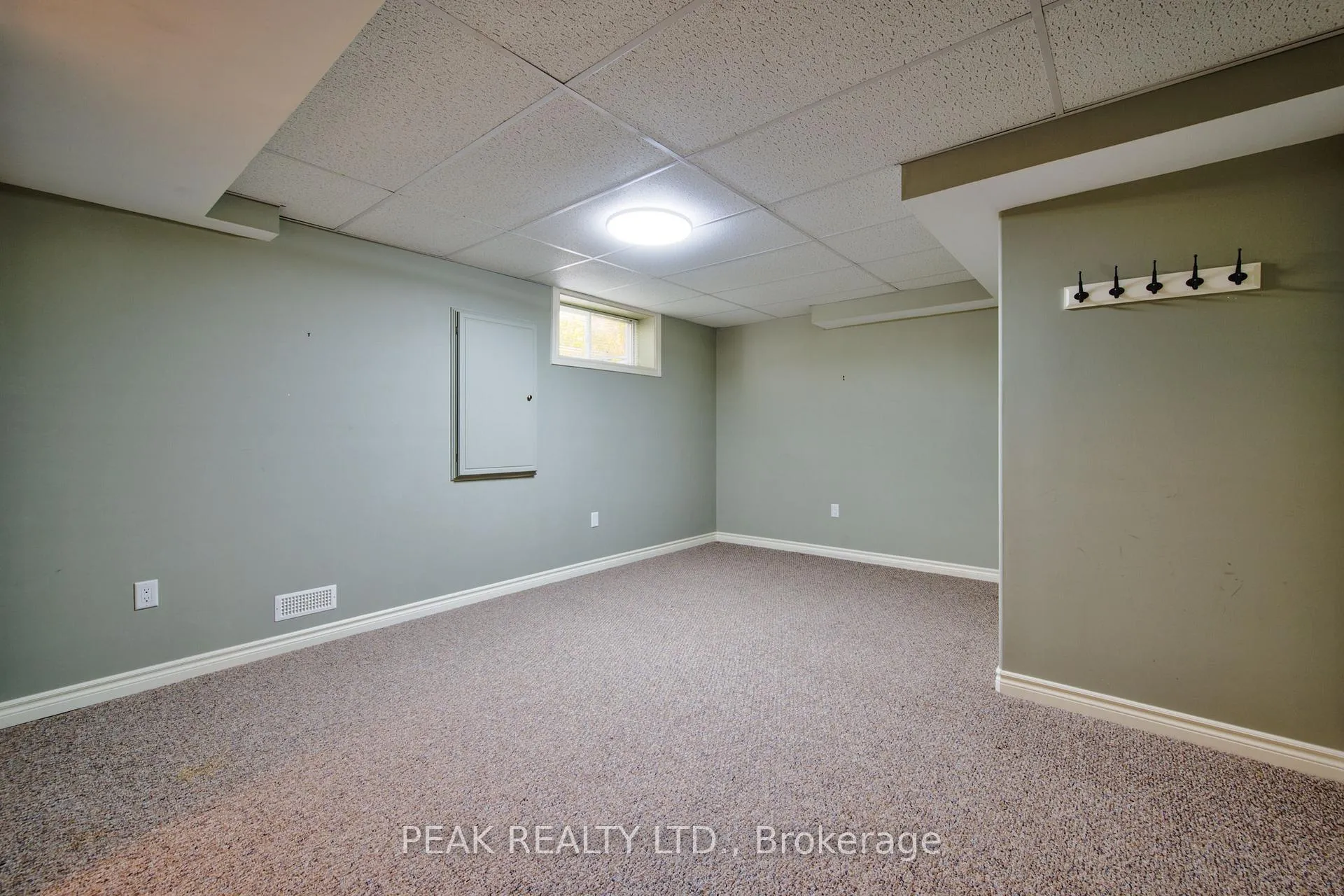 Photo 30 of 125 Devonshire Drive, Wilmot — HOMEH