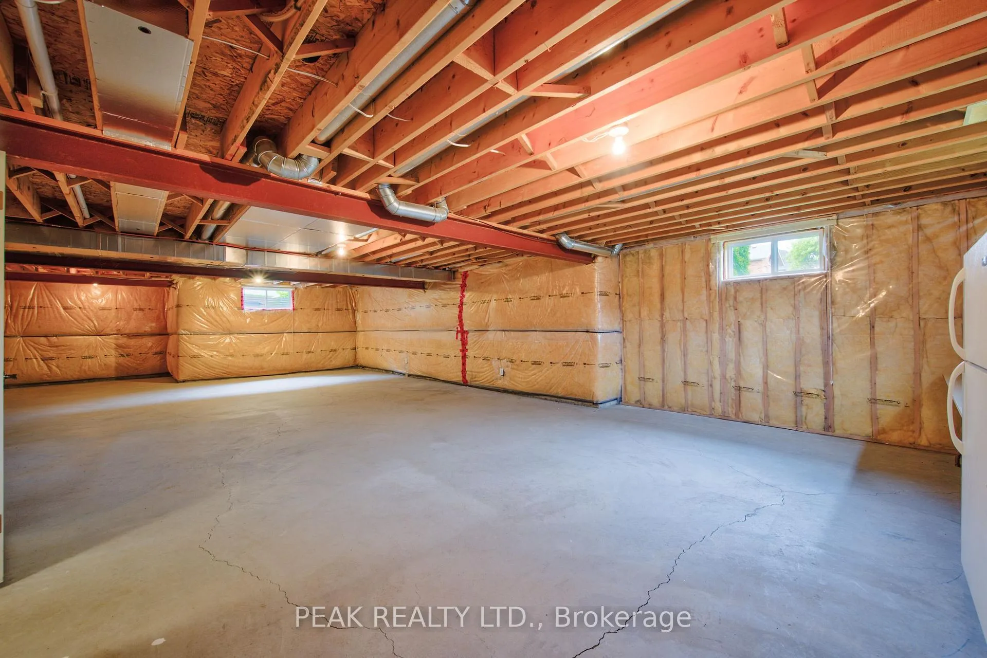 Photo 33 of 125 Devonshire Drive, Wilmot — HOMEH
