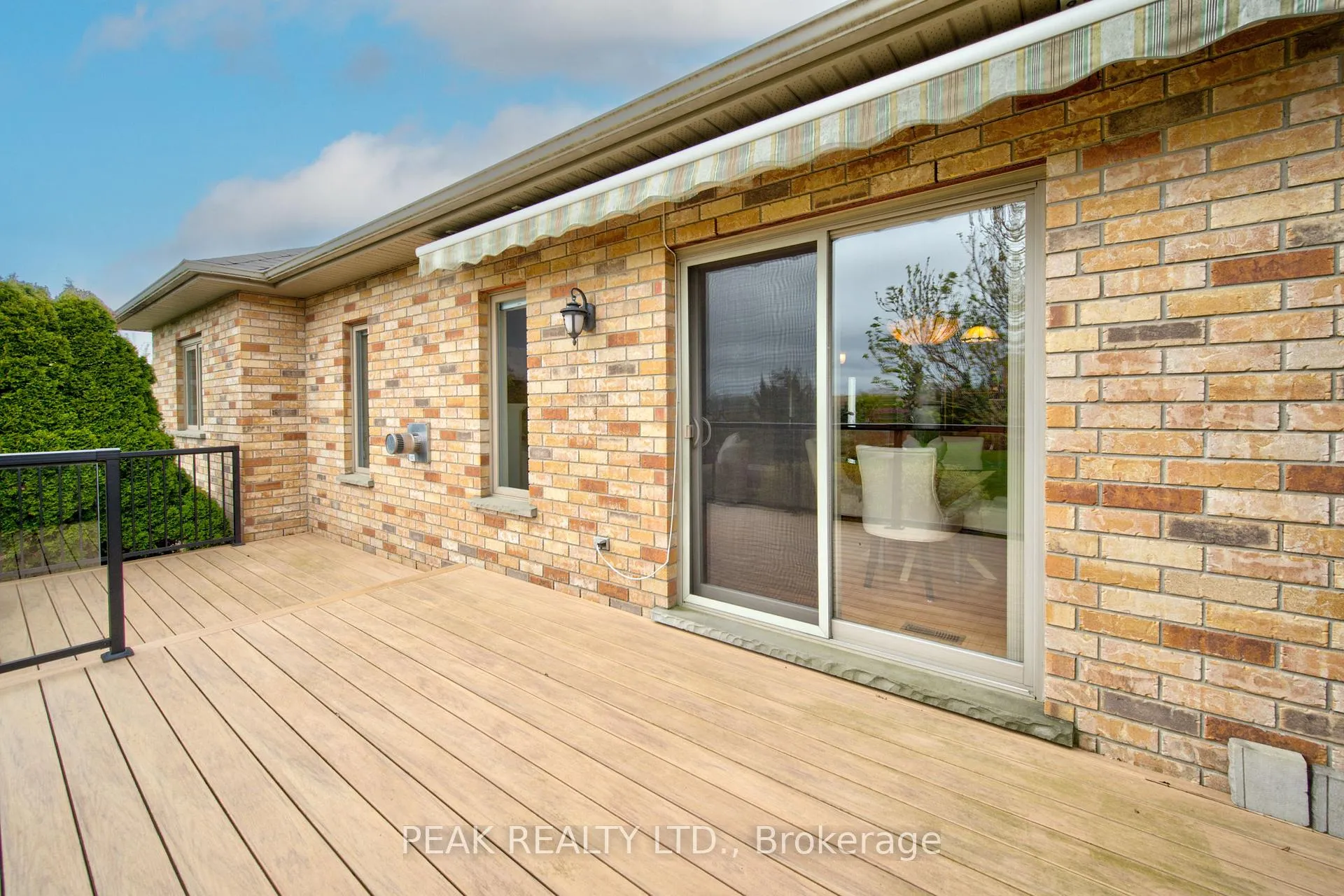 Photo 37 of 125 Devonshire Drive, Wilmot — HOMEH