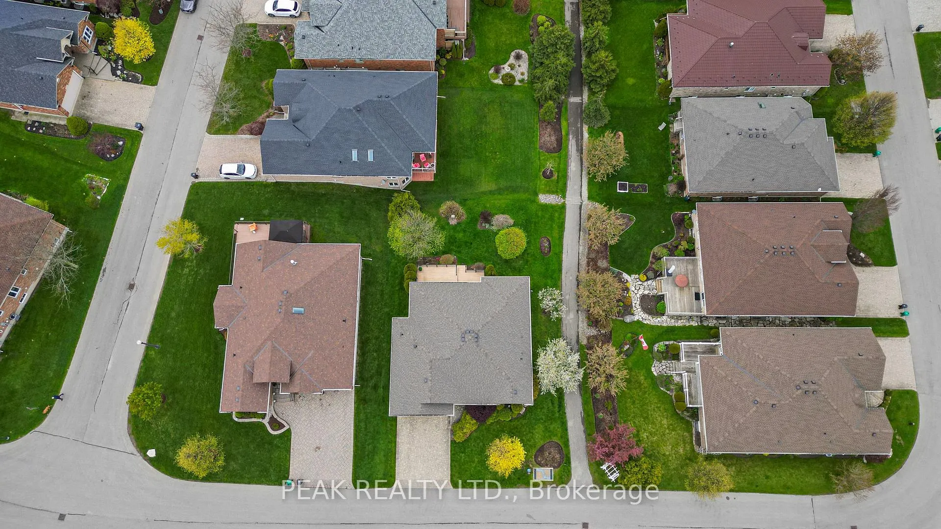 Photo 43 of 125 Devonshire Drive, Wilmot — HOMEH