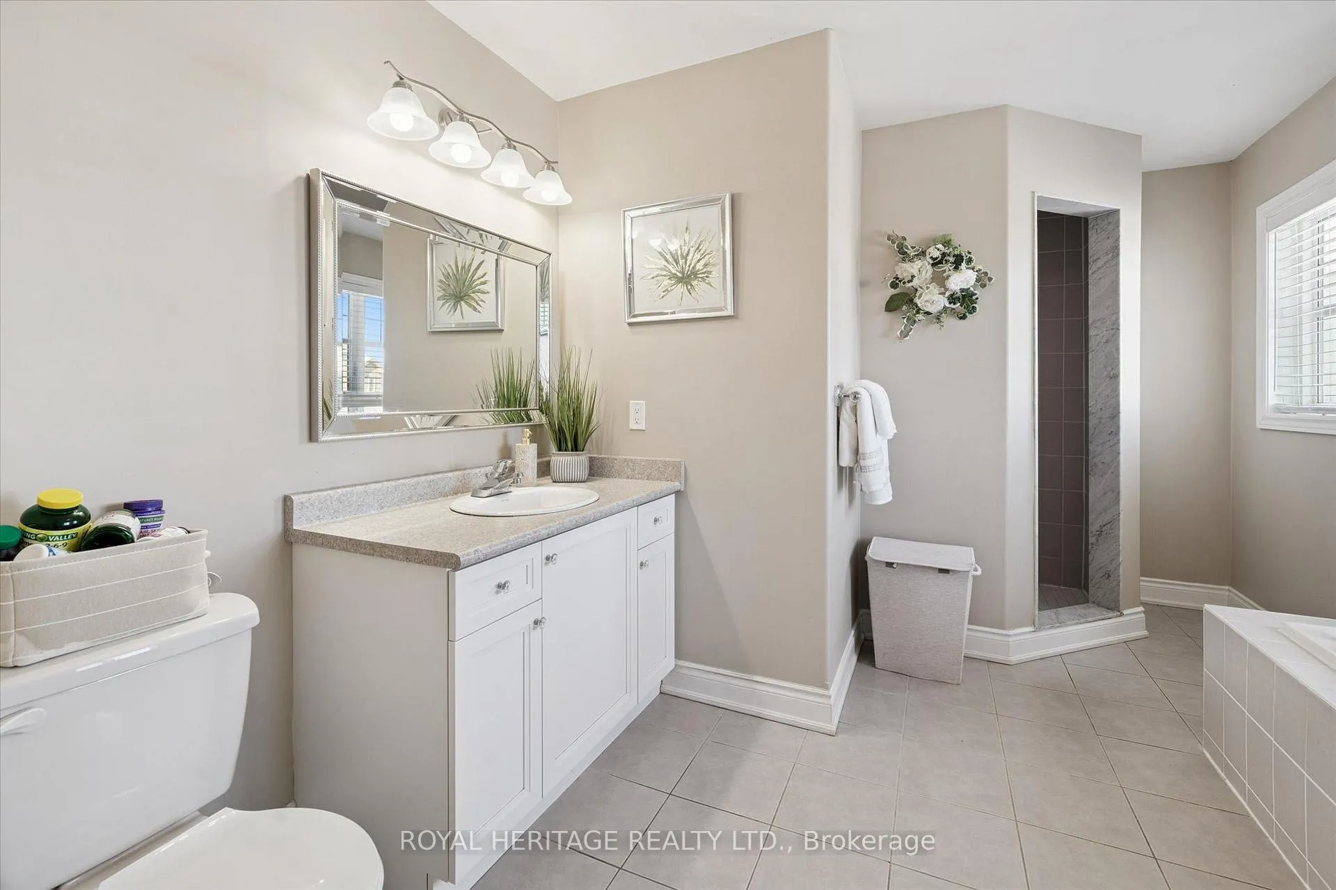 Photo 23 of 3074 Emperor Drive, Orillia — HOMEH