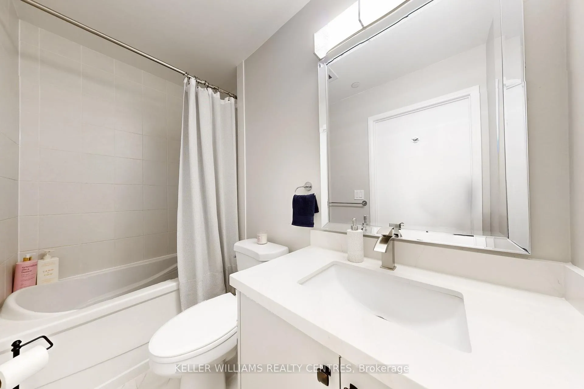 Photo 16 of Unit 1410, 2900 Highway 7 Road, Vaughan, Concord — HOMEH