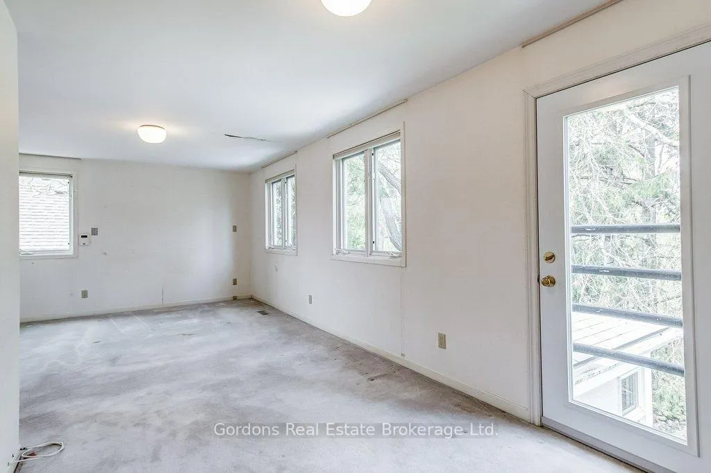 Photo 27 of 209 Parkview Drive, Hamilton, Westdale — HOMEH