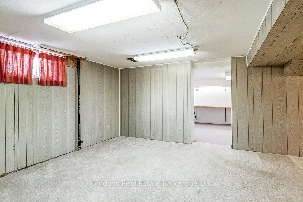 Photo 36 of 209 Parkview Drive, Hamilton, Westdale — HOMEH