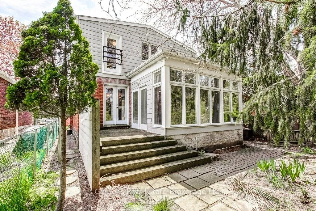 Photo 45 of 209 Parkview Drive, Hamilton, Westdale — HOMEH