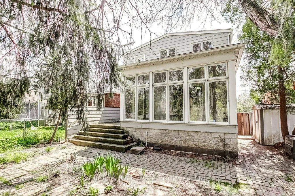 Photo 46 of 209 Parkview Drive, Hamilton, Westdale — HOMEH