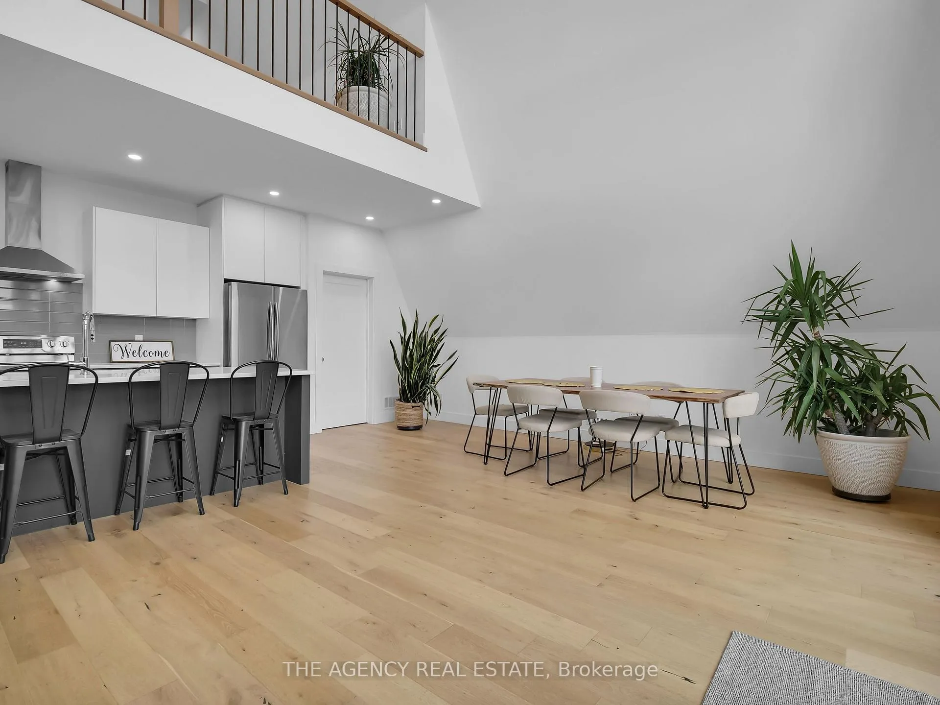 Photo 12 of 8464 Adams Court, Lambton Shores, Grand Bend — HOMEH