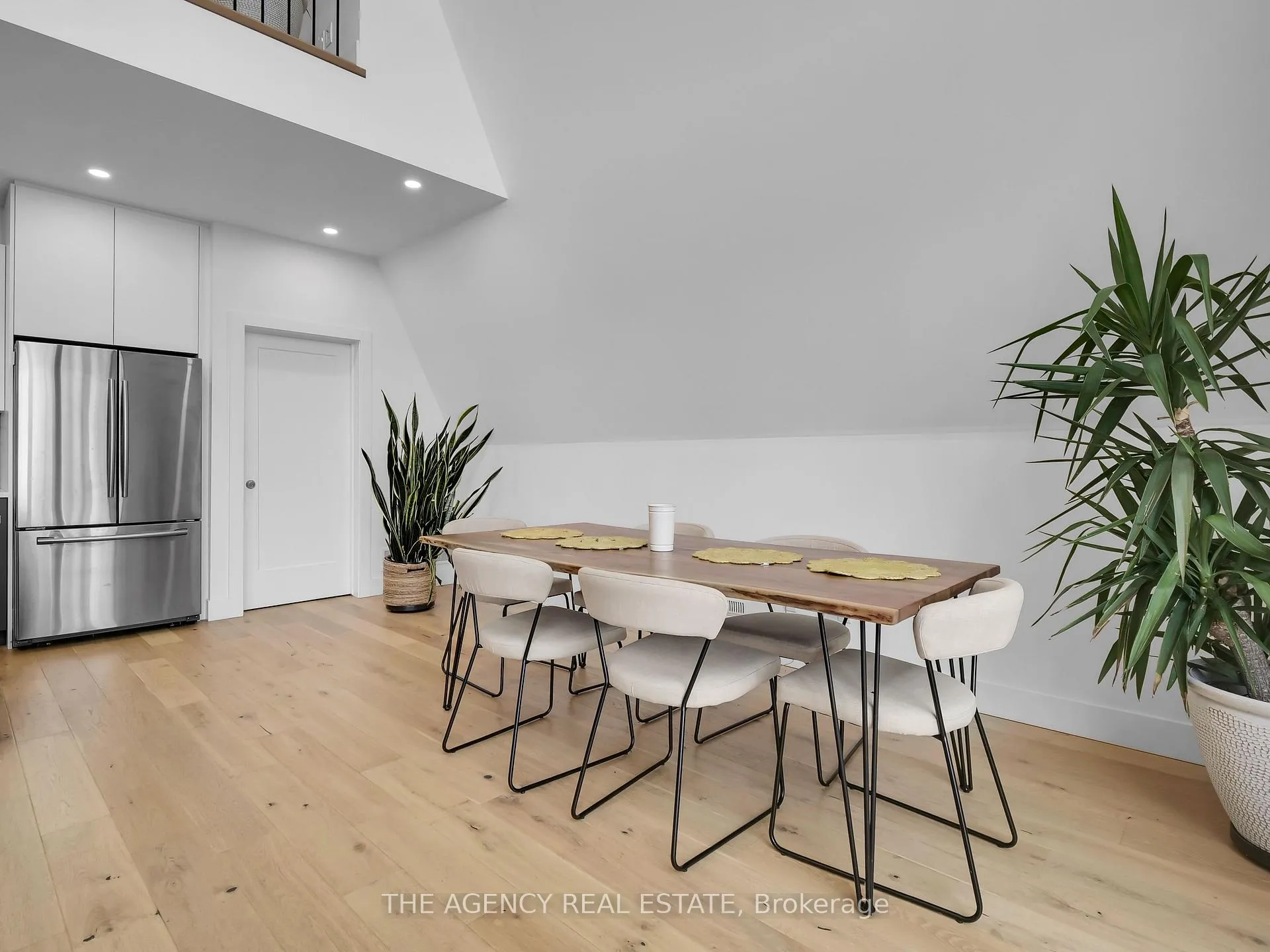 Photo 13 of 8464 Adams Court, Lambton Shores, Grand Bend — HOMEH