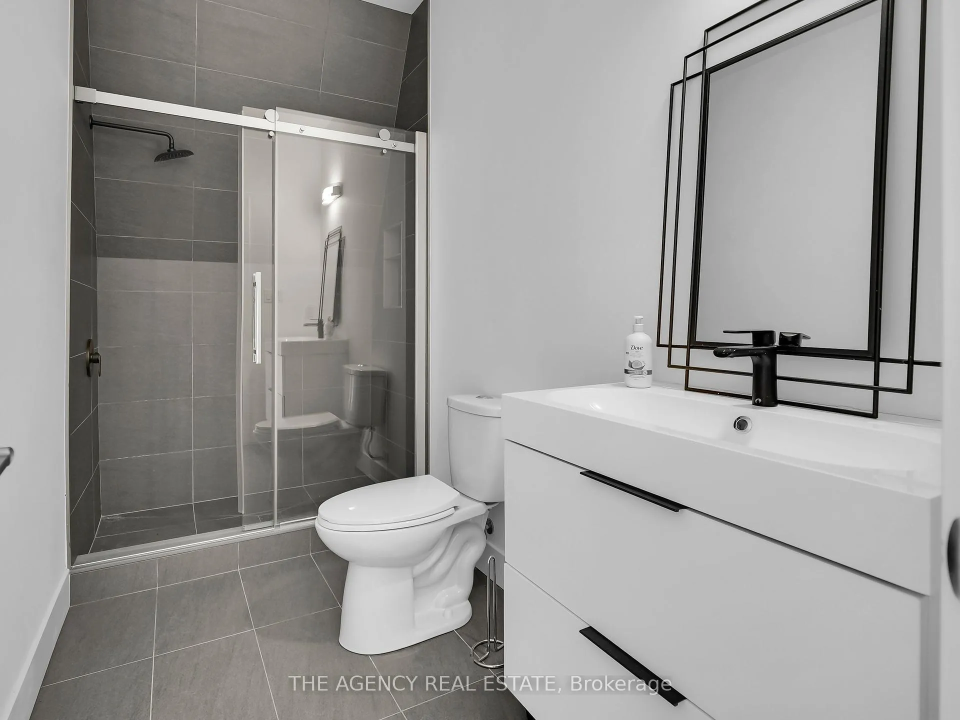 Photo 23 of 8464 Adams Court, Lambton Shores, Grand Bend — HOMEH