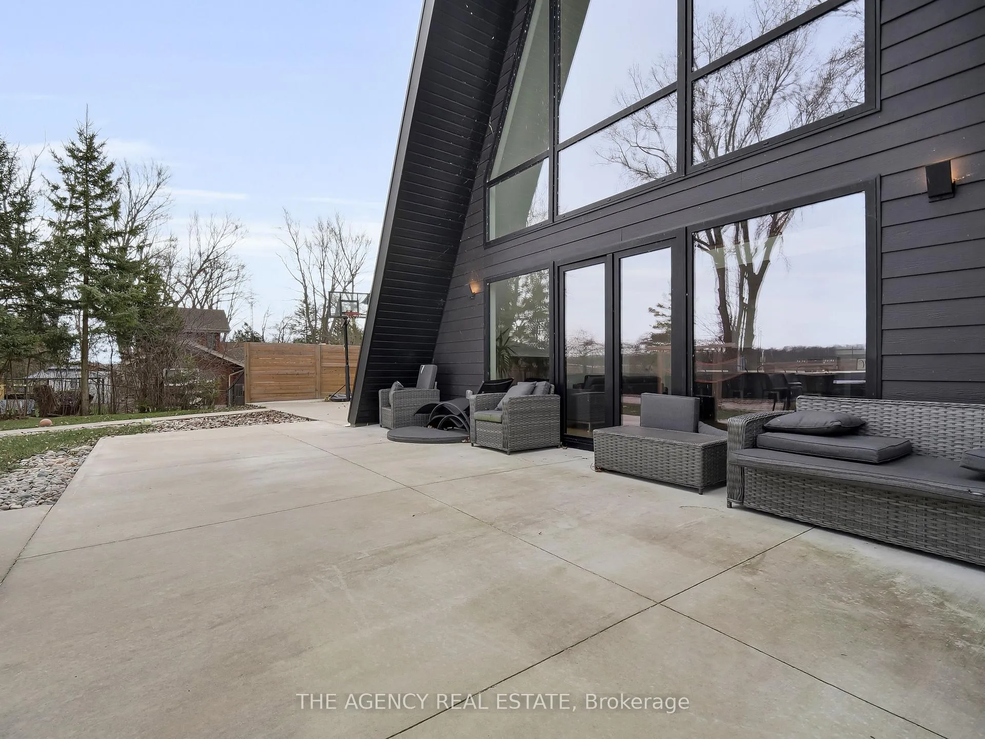 Photo 34 of 8464 Adams Court, Lambton Shores, Grand Bend — HOMEH