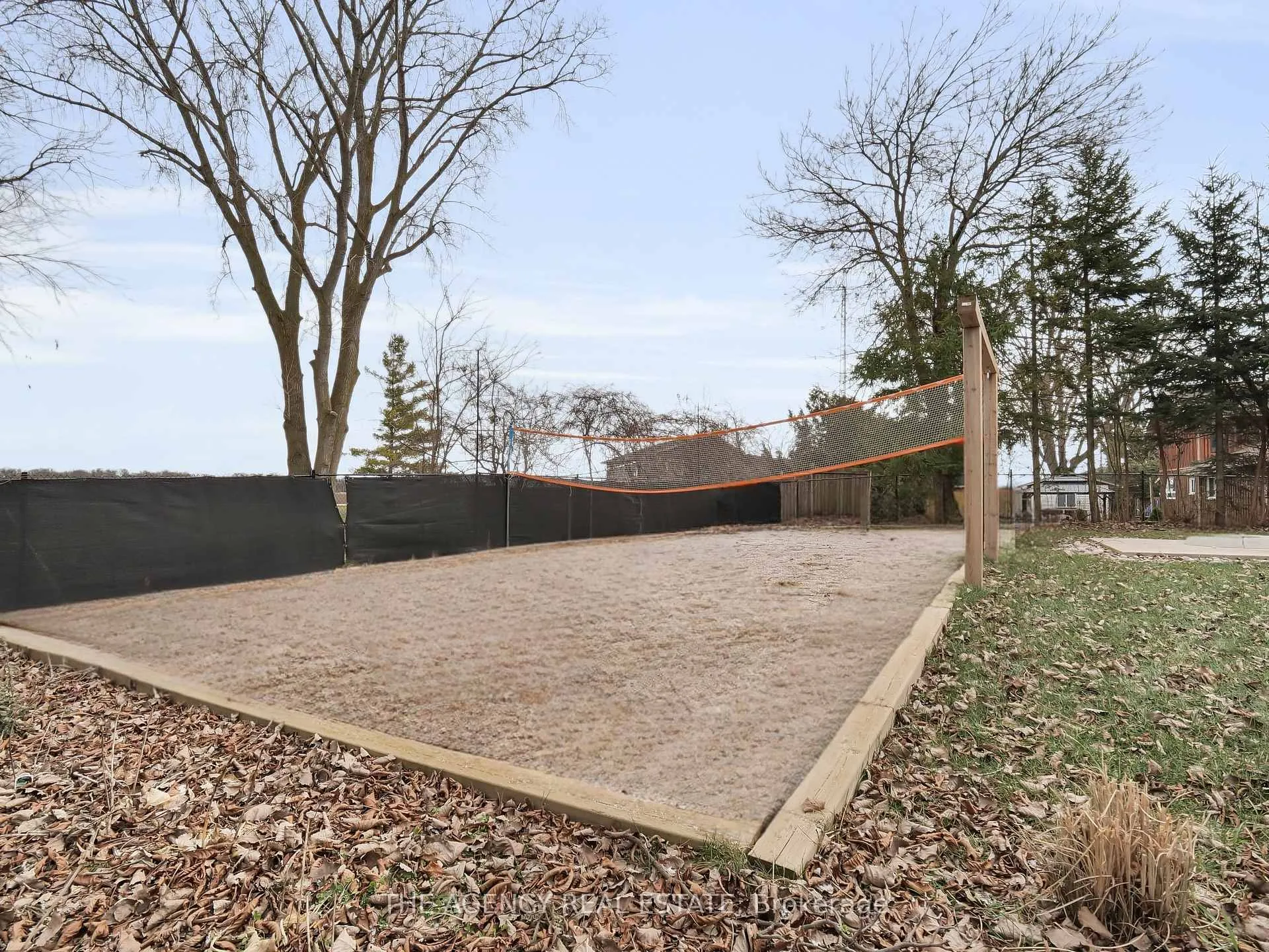 Photo 29 of 8464 Adams Court, Lambton Shores, Grand Bend — HOMEH