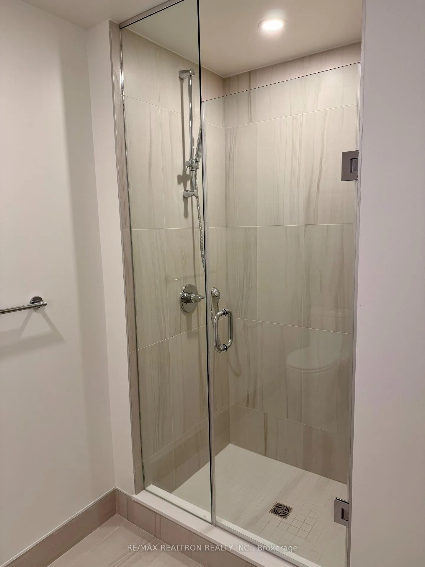 Photo 14 of Unit 907, 115 Denison Avenue, Toronto, Kensington-Chinatown — HOMEH