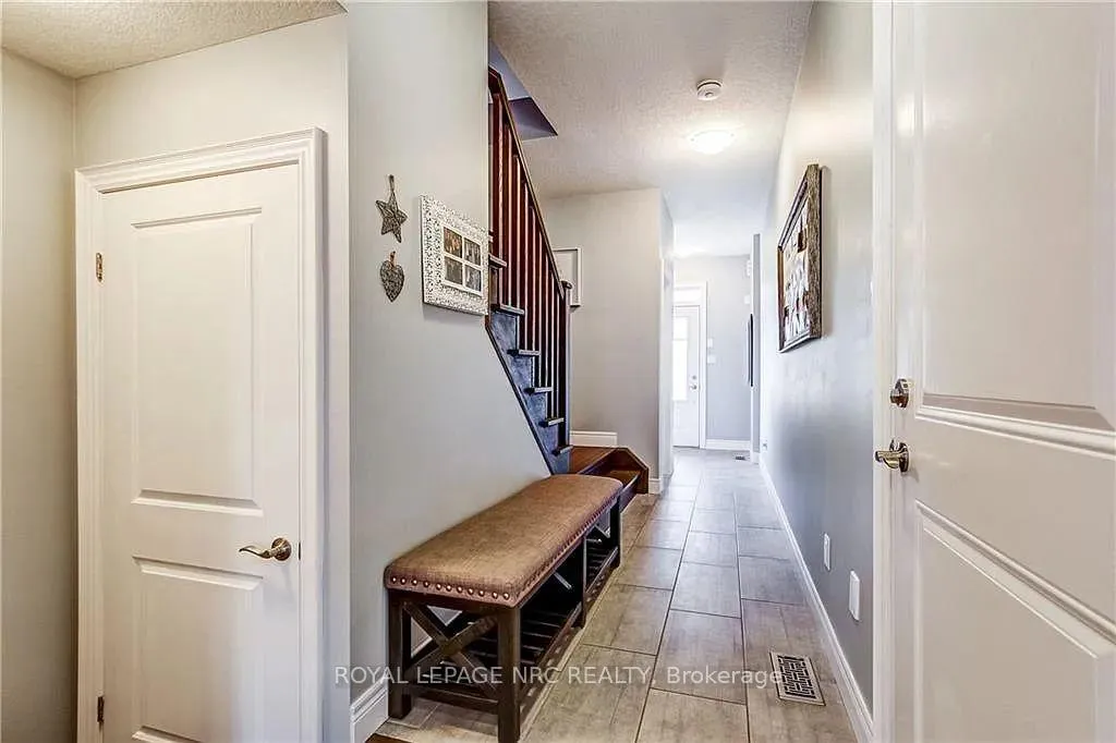 Photo 7 of Unit 14, 98 Shoreview Place W, Hamilton, Lakeshore — HOMEH