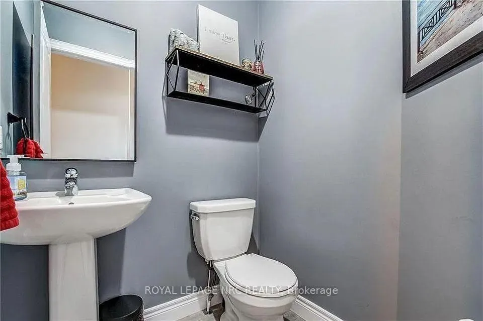 Photo 8 of Unit 14, 98 Shoreview Place W, Hamilton, Lakeshore — HOMEH