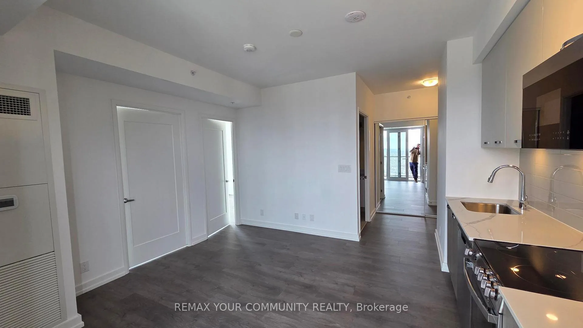 Photo 4 of Unit 2610, 75 James Street S, Hamilton, Durand — HOMEH