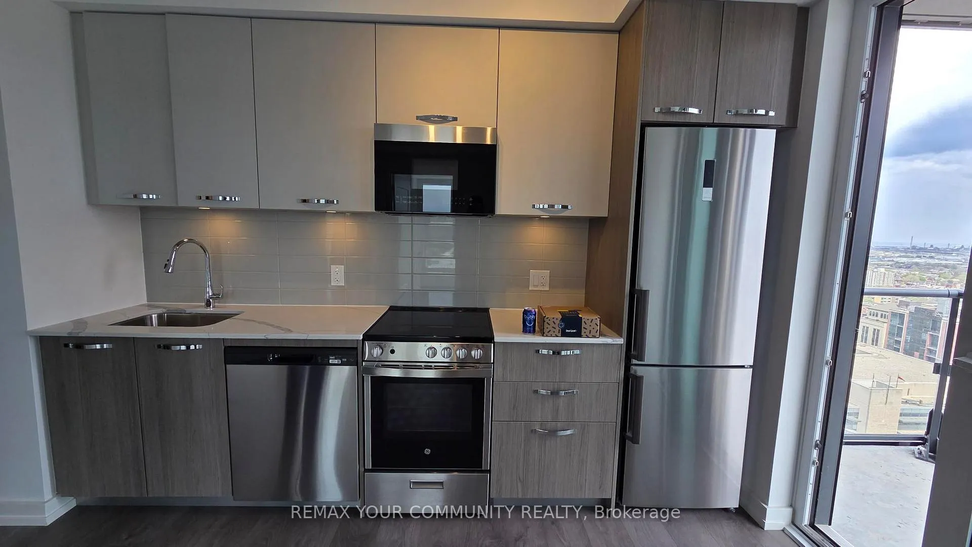 Photo 5 of Unit 2610, 75 James Street S, Hamilton, Durand — HOMEH