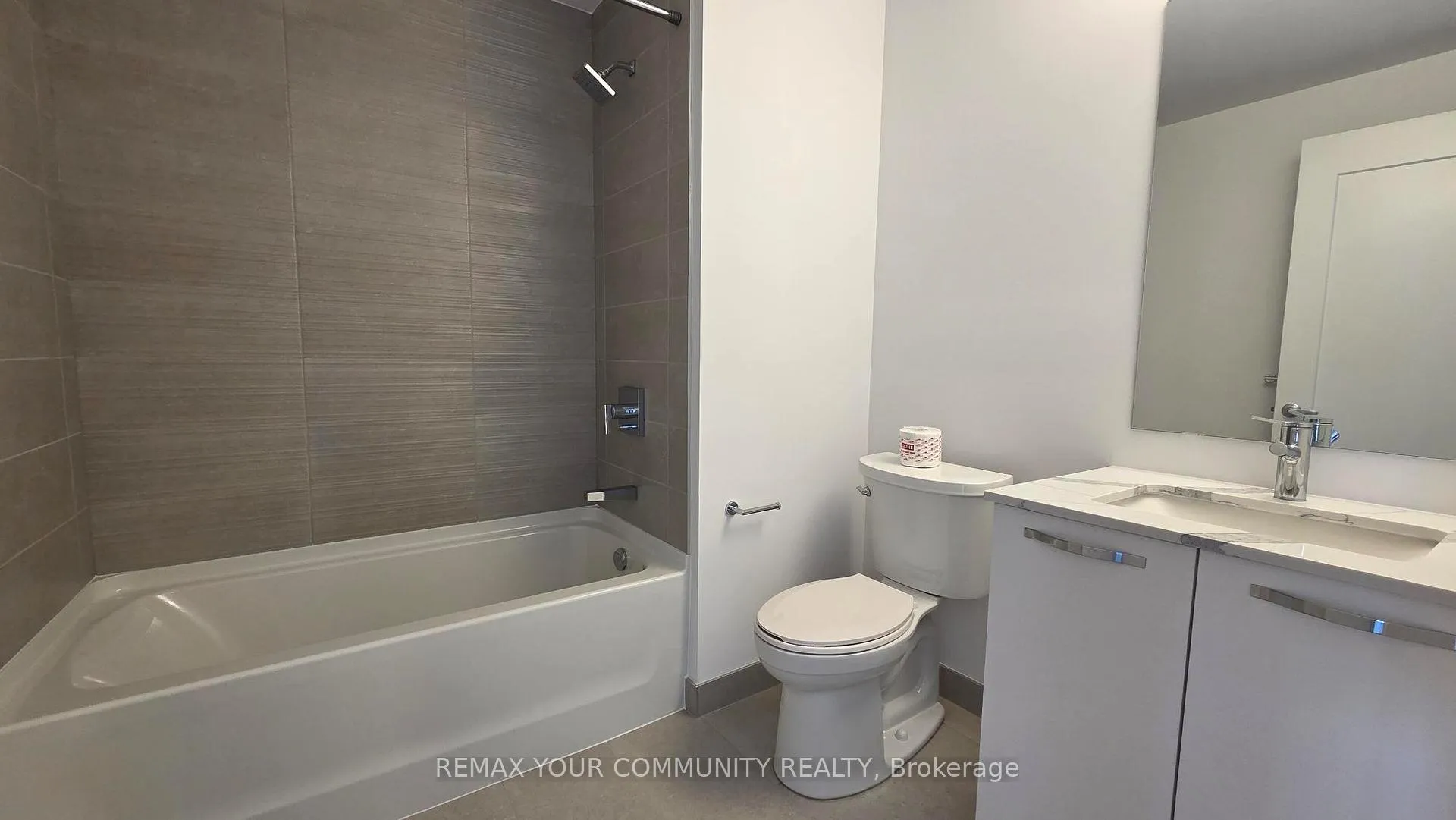 Photo 9 of Unit 2610, 75 James Street S, Hamilton, Durand — HOMEH