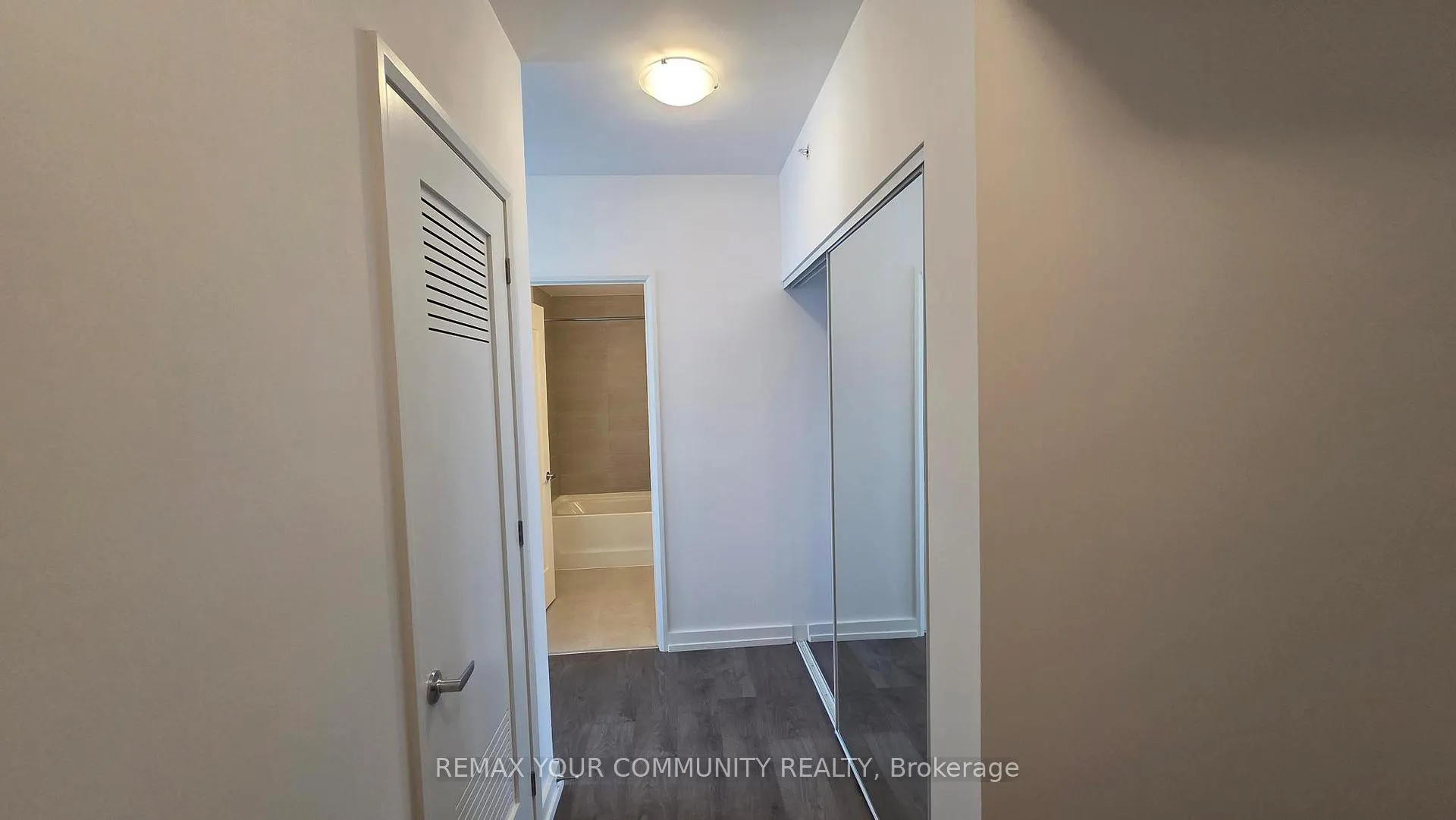 Photo 10 of Unit 2610, 75 James Street S, Hamilton, Durand — HOMEH
