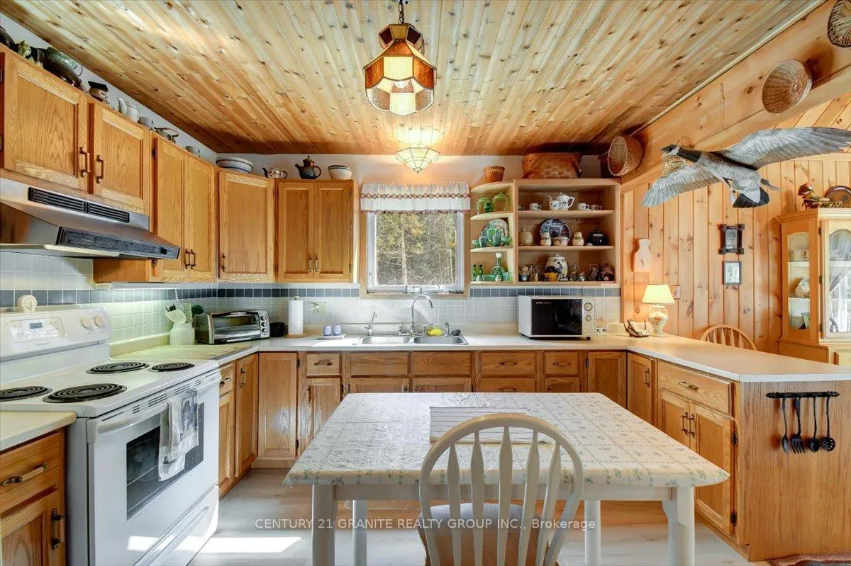 Photo 5 of 2194 3rd Concession, Lanark Highlands, Lanark Highlands (Lanark) Twp — HOMEH