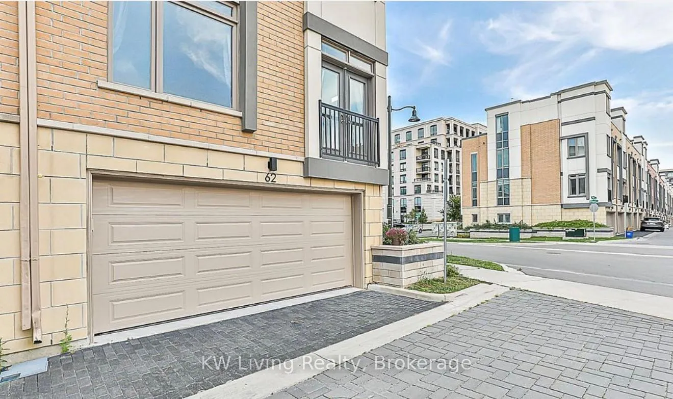 Photo 22 of 62 William Saville Street, Markham, Unionville — HOMEH