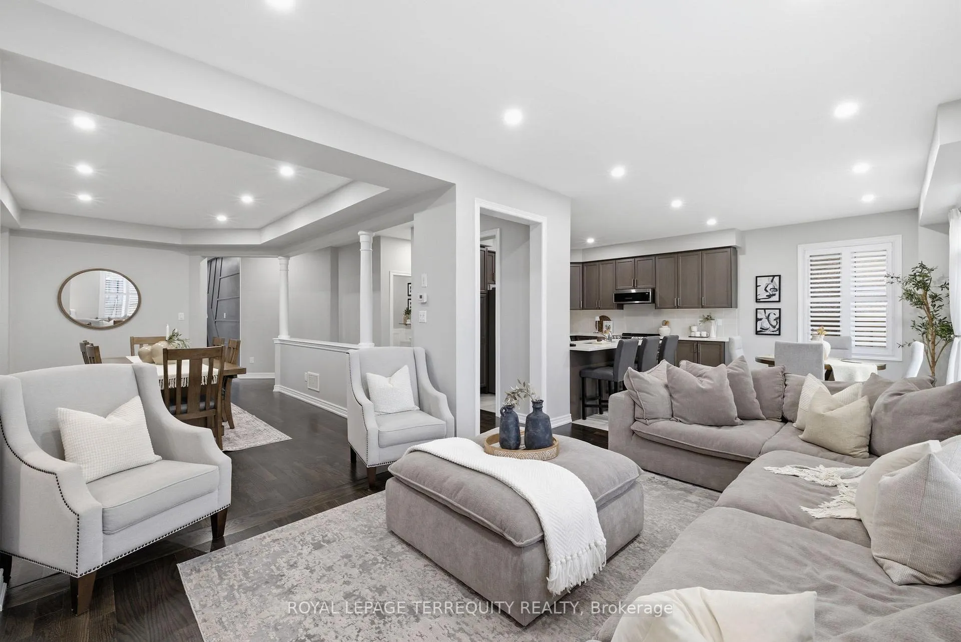 Photo 9 of 215 Ronald Hooper Avenue, Clarington, Bowmanville — HOMEH