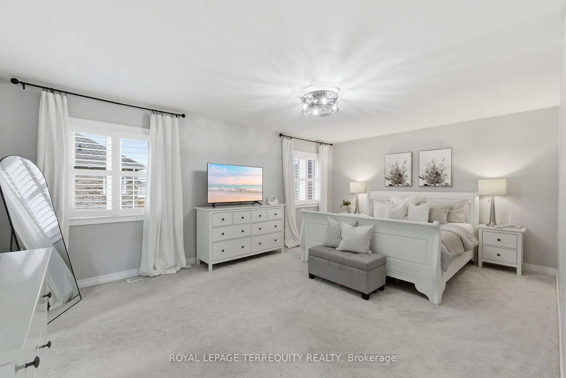 Photo 25 of 215 Ronald Hooper Avenue, Clarington, Bowmanville — HOMEH