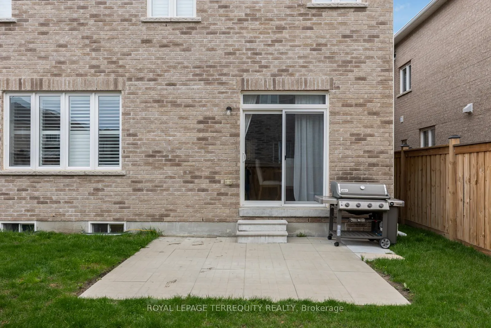 Photo 45 of 215 Ronald Hooper Avenue, Clarington, Bowmanville — HOMEH