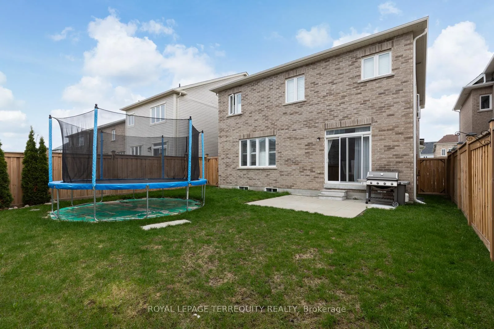 Photo 46 of 215 Ronald Hooper Avenue, Clarington, Bowmanville — HOMEH