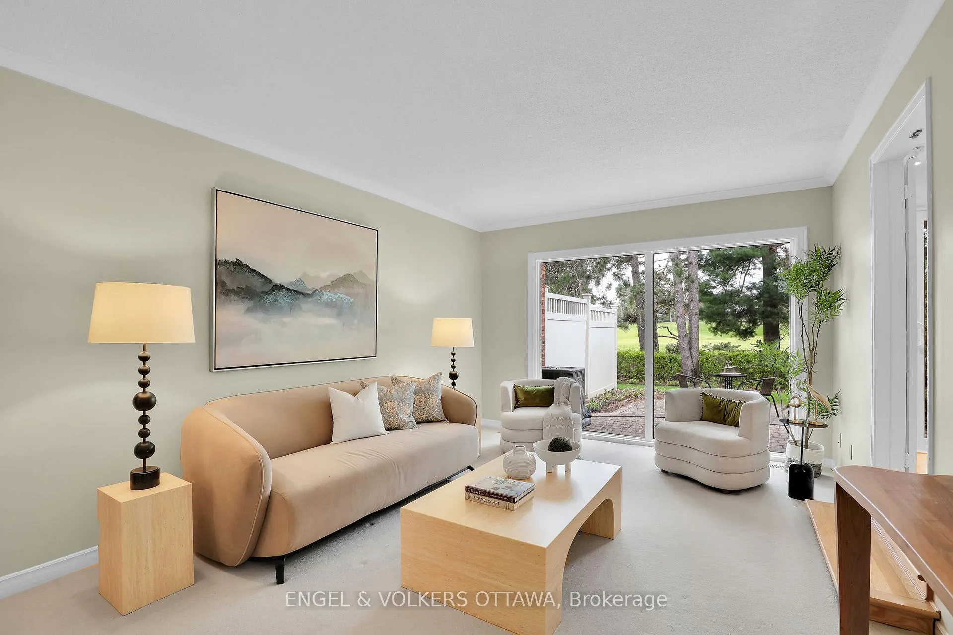 Photo 10 of 34 Chatsworth Crescent, Ottawa, Hunt Club — HOMEH
